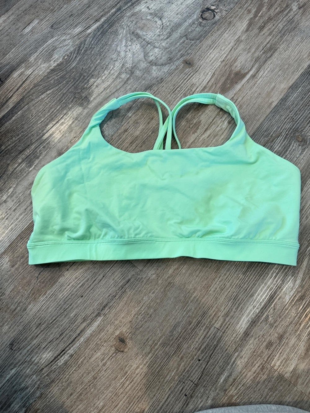 NEW without tags! Lululemon Energy Bra *Medium Support, B–D Cups Citra Lime